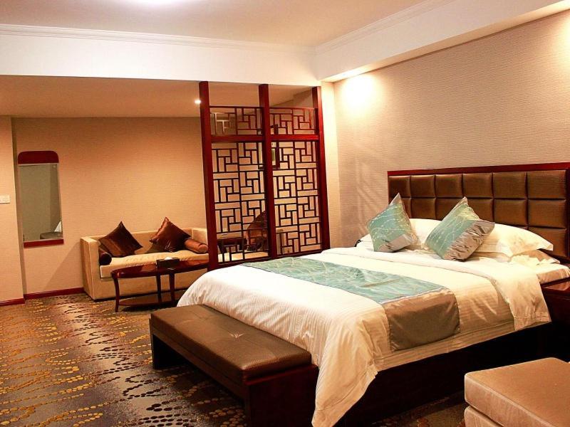 Greentree Inn Jiangxi Jindezhen People Square Jindin Business Hotel Jingdezhen Exteriör bild