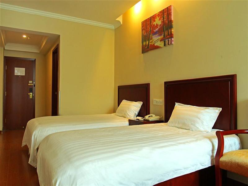 Greentree Inn Jiangxi Jindezhen People Square Jindin Business Hotel Jingdezhen Exteriör bild